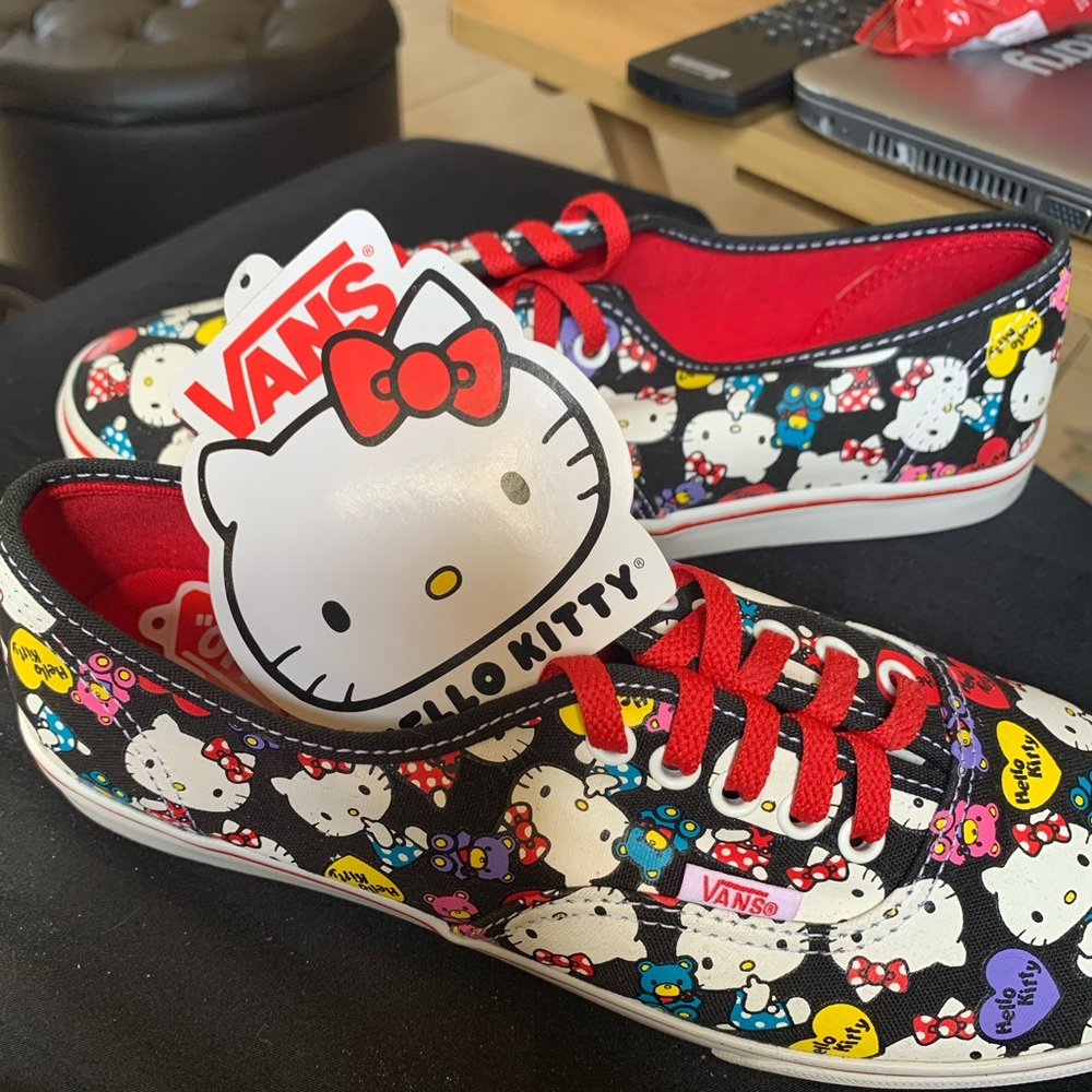 Vans 2012 Hello Kitty Limited Edition